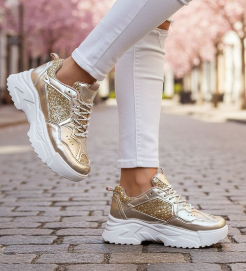 Złote buty sportowe na platformie /D8-2 17475 G391/