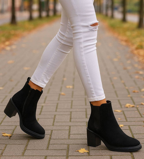 Czarne botki damskie na grubym obcasie /D6-1 18323 W385/