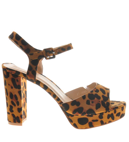 Sandały na słupku i platformie Leopart Print /F8-3 8418 S290/ 