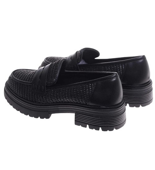 Czarne półbuty loafersy damskie /B6-3 18236 W142/