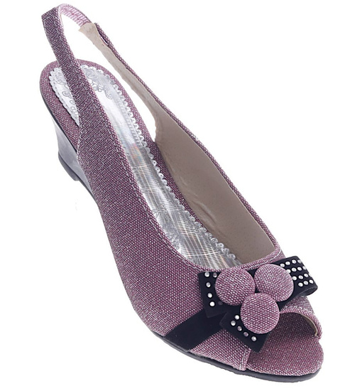 Wsuwane różowe sandały na średnim koturnie /C5-1 13127 S086/