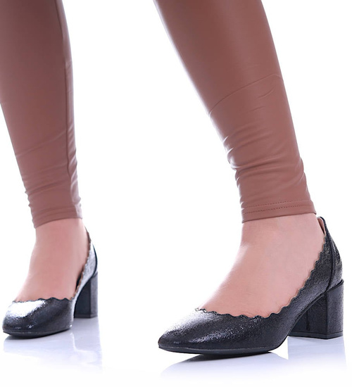 Czarne czółenka na grubym obcasie /E2-3  17146 T185/