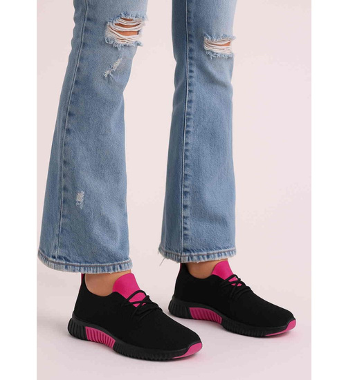 Damskie czarne buty sportowe w dużym rozmiarze /F8-2 18107 T281/