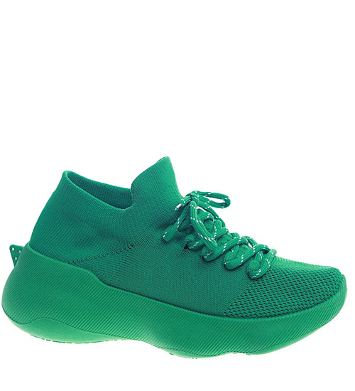 Zielone buty sportowe na niskim koturnie i platformie /G4-3 13511 T236/