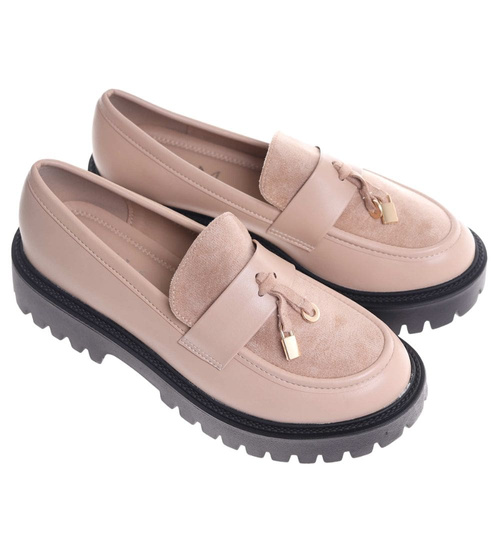 Beżowe półbuty mokasyny z przywieszką /i4-3 18623 W147/