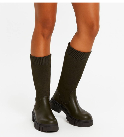 Zielone kozaki damskie na platformie /E9-3 18087 T390/