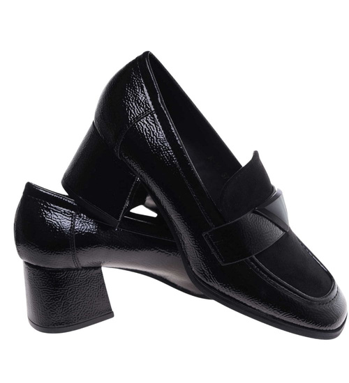 Czarne czółenka na grubym obcasie /G1-2 18235 W206/