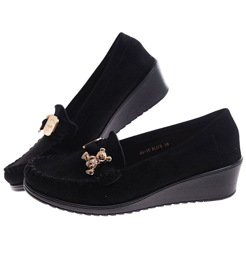 Czarne zamszowe czółenka na koturnie /B1-2 18191 W135/