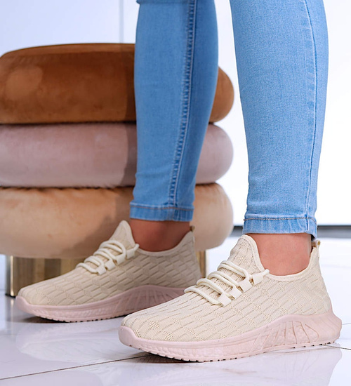 Beżowe wsuwane buty sportowe /A5-2 16142 G181/