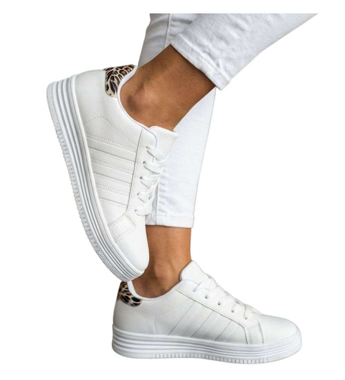 Wiązane trampki damskie białe /A8-3 18662 T187/