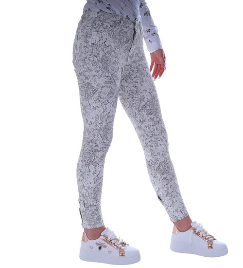 Biało szare spodnie damskie z wzorem /H2 UB841 G4/