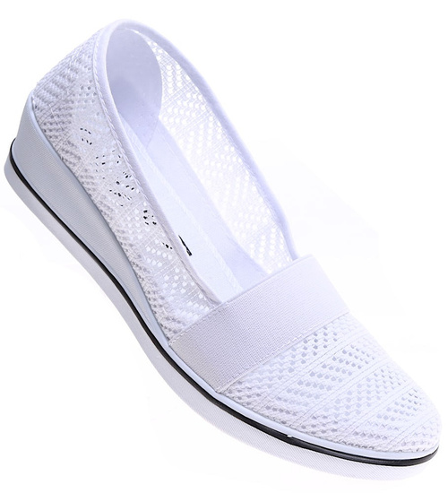 Białe koronkowe tenisówki na niskim koturnie /E3-2 15899 T256/