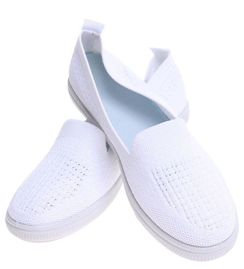 Materiałowe ażurowe białe wsuwane półbuty damskie /G9-3 15945 T136/