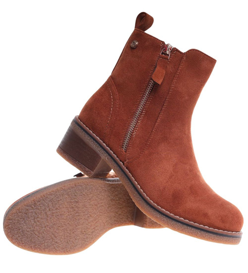 Karmelowe botki damskie na niskim obcasie /F1-3 18412 W456/