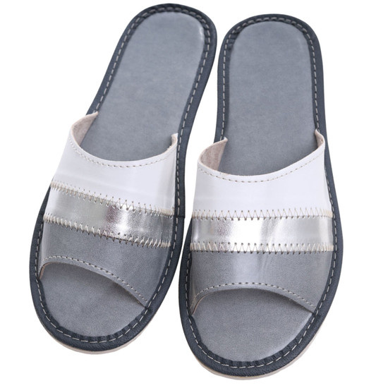 Szaro białe kapcie klapki domowe /A3-1 10933 S194/