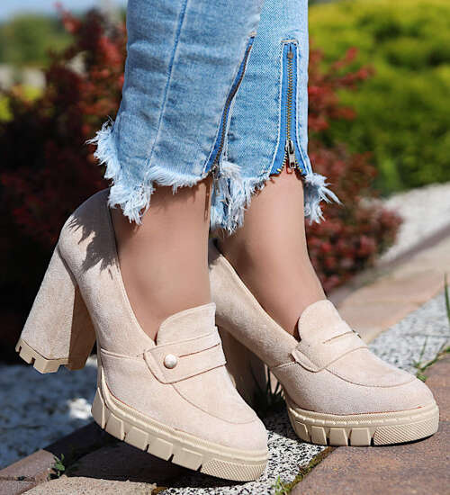 Beżowe czółenka damskie na słupku i platformie /A4-3 14916 S780/ Beżowe czółenka damskie na słupku i platformie /A4-3 14916 S780/