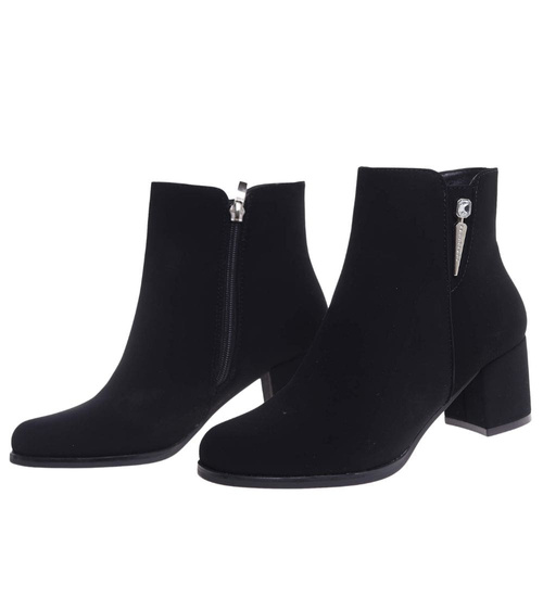 Wizytowe czarne botki damskie na obcasie /E9-2 18542 W4/