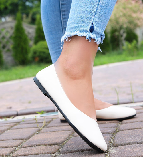 Klasyczne beżowe balerinki damskie /A!-1 14603 T142/