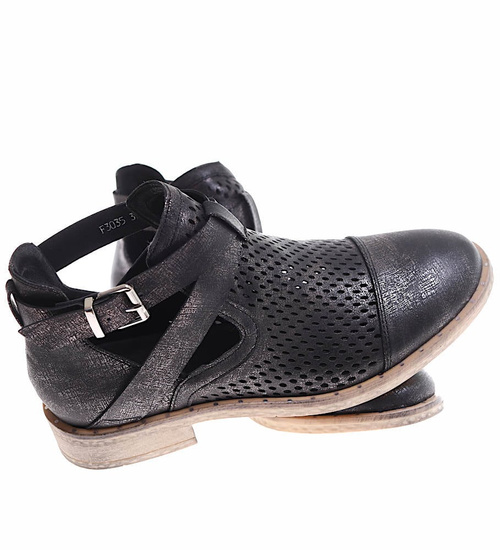 Czarne ażurowe botki sztyblety /A1-3 16800 T283/