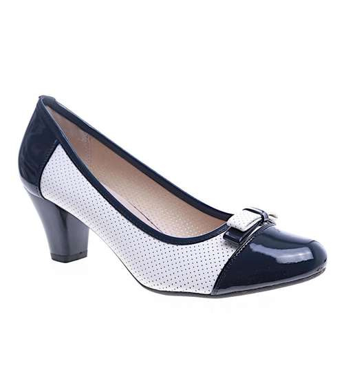 Ażurowe czółenka wiosenne Granatowo białe /B6-2 13647 T203/ Ażurowe czółenka wiosenne Granatowo białe /B6-2 13647 T203/