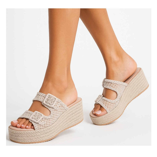 Wysokie klapki Seastar na koturnie i platformie /G3-1 17708 S600/