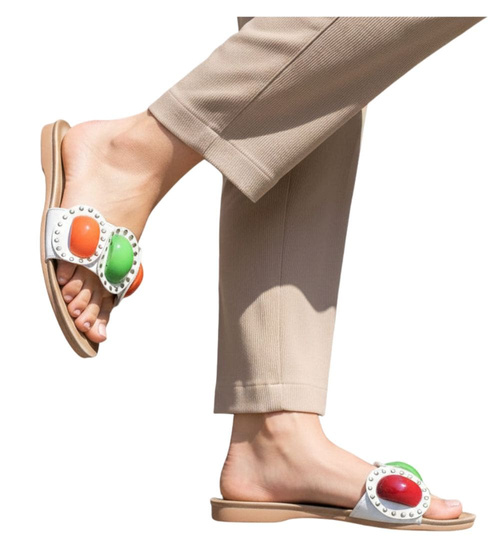 Białe damskie klapki płaskie /G8-1 11719 T097/