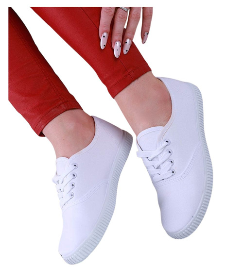 Sznurowane białe tenisówki damskie /G12-3 13389 T232/