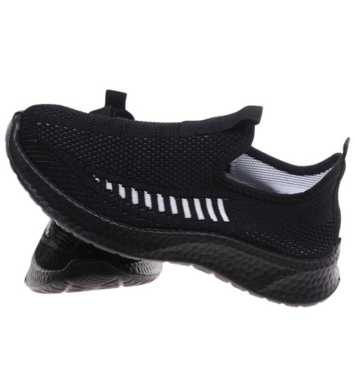 Wsuwane chłopięce buty sportowe Czarne /E4-2 17991 T189/
