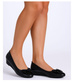 Czarne czółenka na niskim koturnie /C3-2 14607 T144/