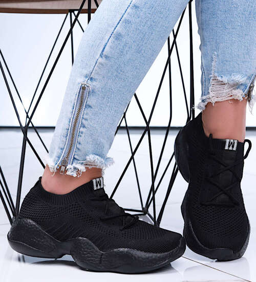 Lekkie sznurowane czarne buty sportowe damskie /A1-3 15727A T184/ Lekkie sznurowane czarne buty sportowe damskie /A1-3 15727A T184/