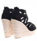 Czarne sandały espadryle na koturnie i platformie /E3-1 4768 G231/