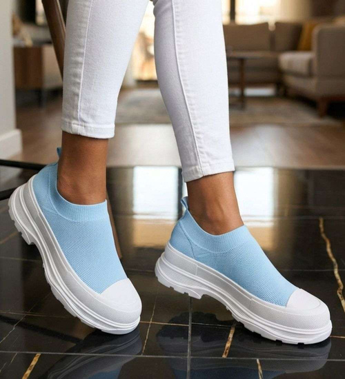 Błękitne trampki na platformie wsuwane /E1-3 18746 T7/