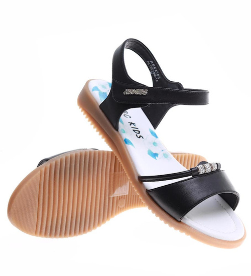 Dziewczęce czarne sandały na płaskim obcasie /G8-3 16319 T221/