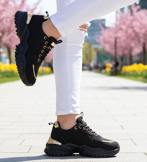 Wiązane sportowe buty damskie czarne /A6-2 13732 T598/