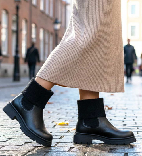 Czarne wsuwane botki zimowe /E7-1 18543 G381/