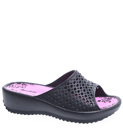 Wodoodporne czarne klapki basenowe na koturnie /E5-1 15589 S187/