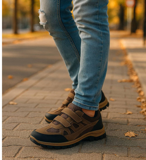 Buty trekkingowe na rzepy Brązowe /E3-3 18205 T386/