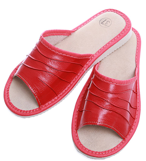 Marszczone klapki domowe z naturalnej skóry Bordowe /B1-1 4828 S177/