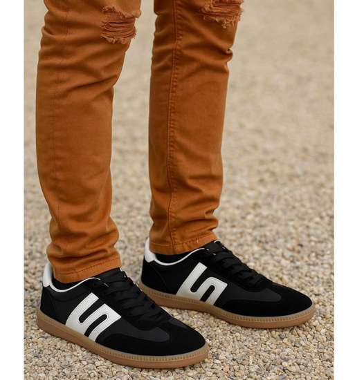 Sznurowane czarne trampki halówki /F1-3 18158 T484/