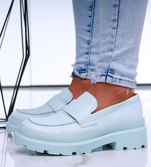 Błękitne półbuty na platformie ost526