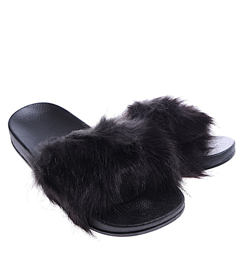 Czarne damskie klapki gumowe z futerkiem /A4-2 14646 T157/