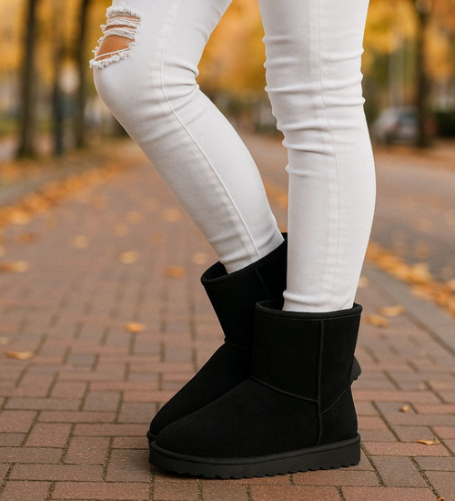 Czarne krótkie kozaki śniegowce /D3-3 18356 T235/