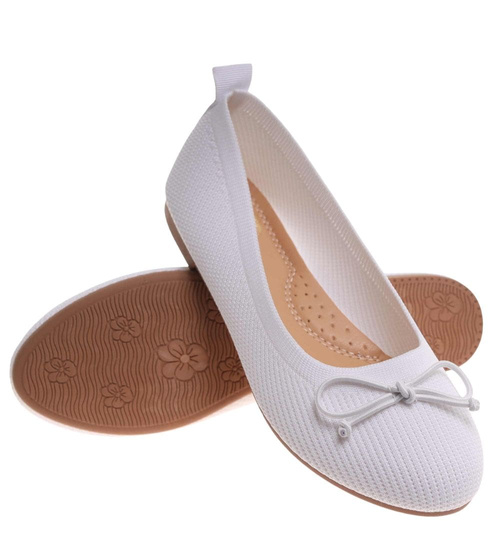 Białe baleriny damskie z tkaniny /B3-2 17940 G132/