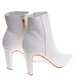 Białe botki damskie na obcasie /B6-1 16878 G285/