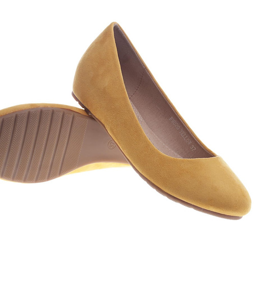 Żółte czółenka na niskim koturnie /G5-3 13179 S197/