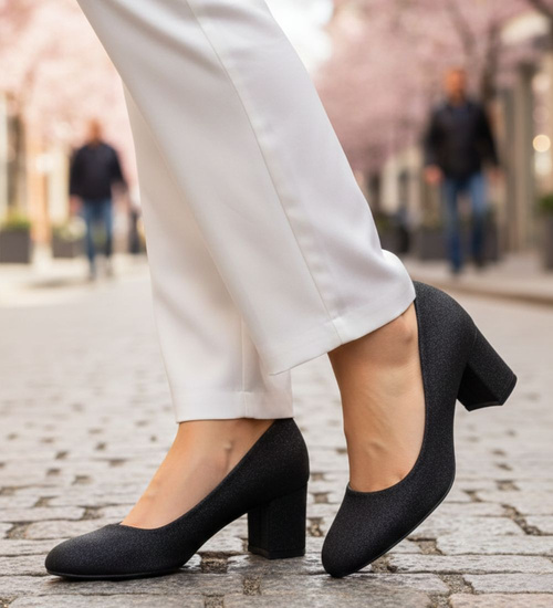 Wizytowe czarne czółenka na klocku /G12-2 18633 T357/