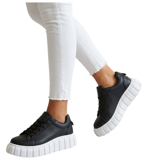 Wiązane czarne trampki na platformie /D2-2 14794 T393/