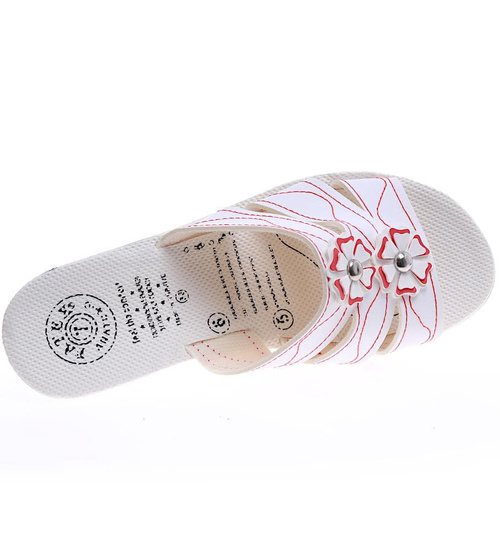 Białe klapki na koturnie z czerwonymi przeszyciami /H2 14303 T005/