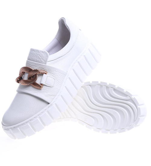 Skórzane półbuty damskie białe na platformie /D7-3 13606 N196/