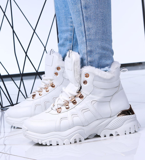 Zimowe śnigowce w sportowym stylu / A9-2 15308 T683/